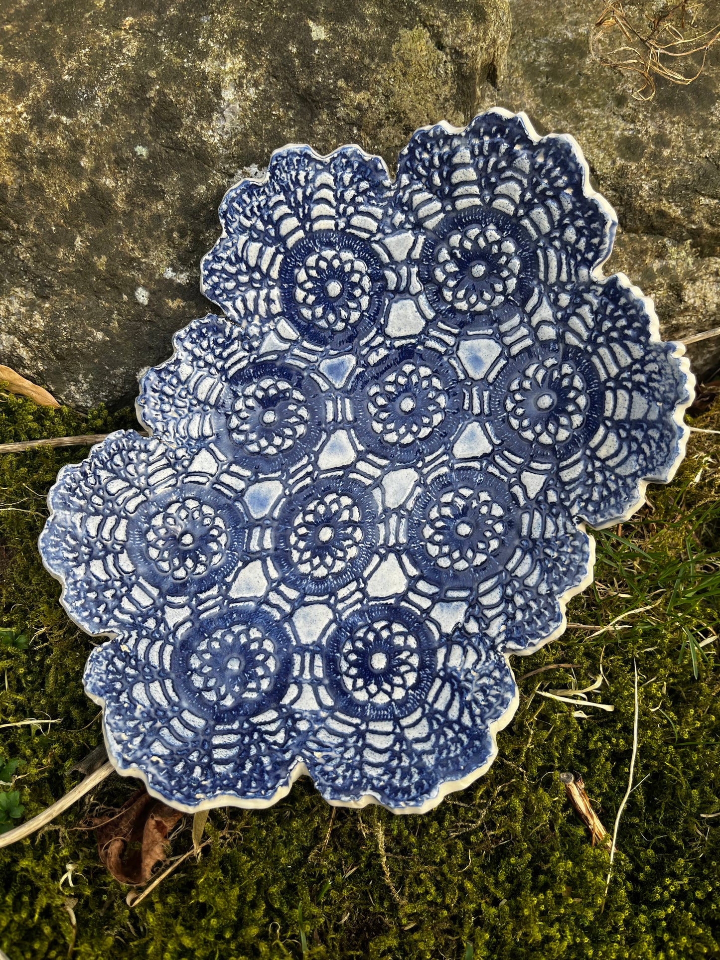 Oval skål – blå blomster