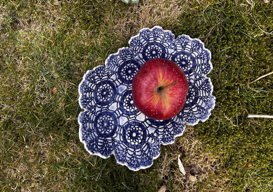 Oval skål – blå blomster